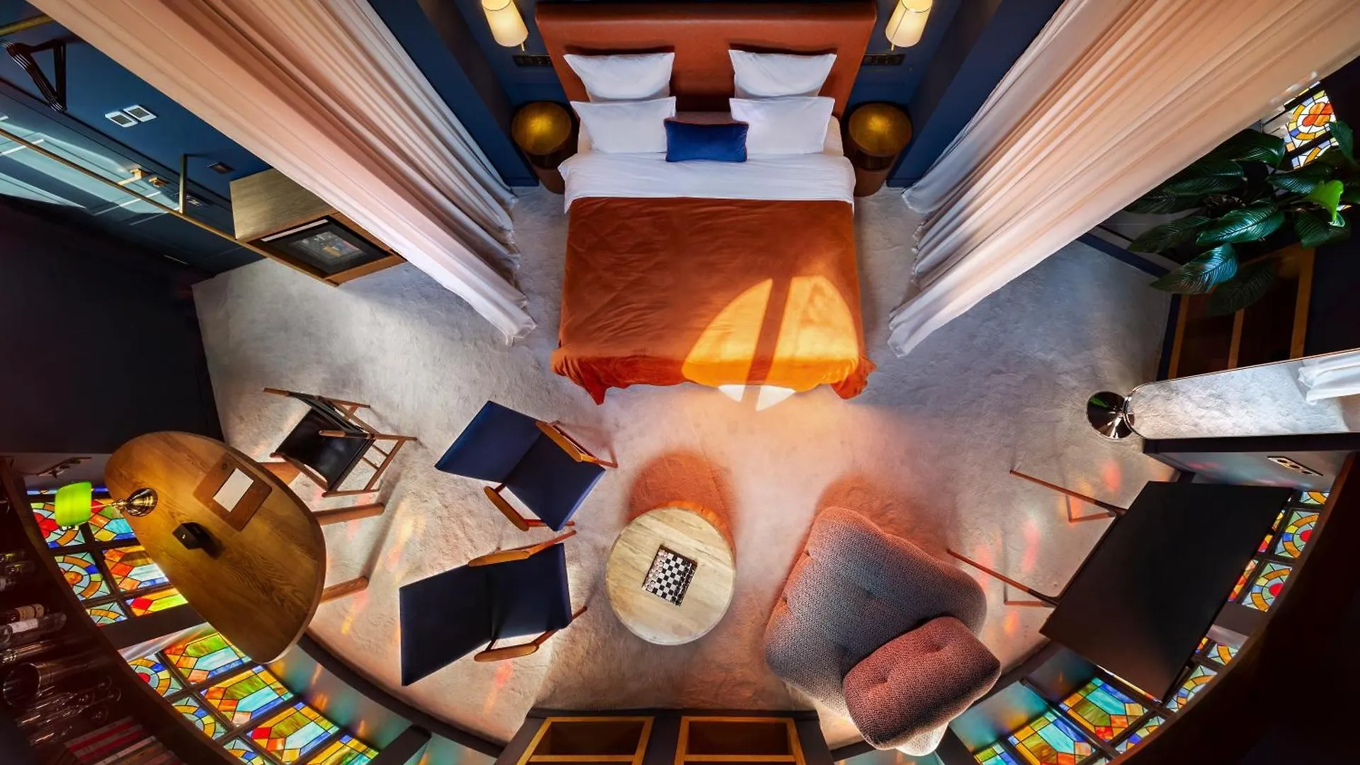 Zorba&Bond Boutique Hotel Tbilisi 4*,